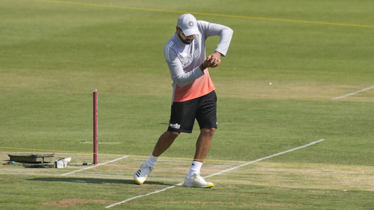 Rohit Sharma shadow practices ahead of the third ODI against New Zealand, Indore, January 17, 2026