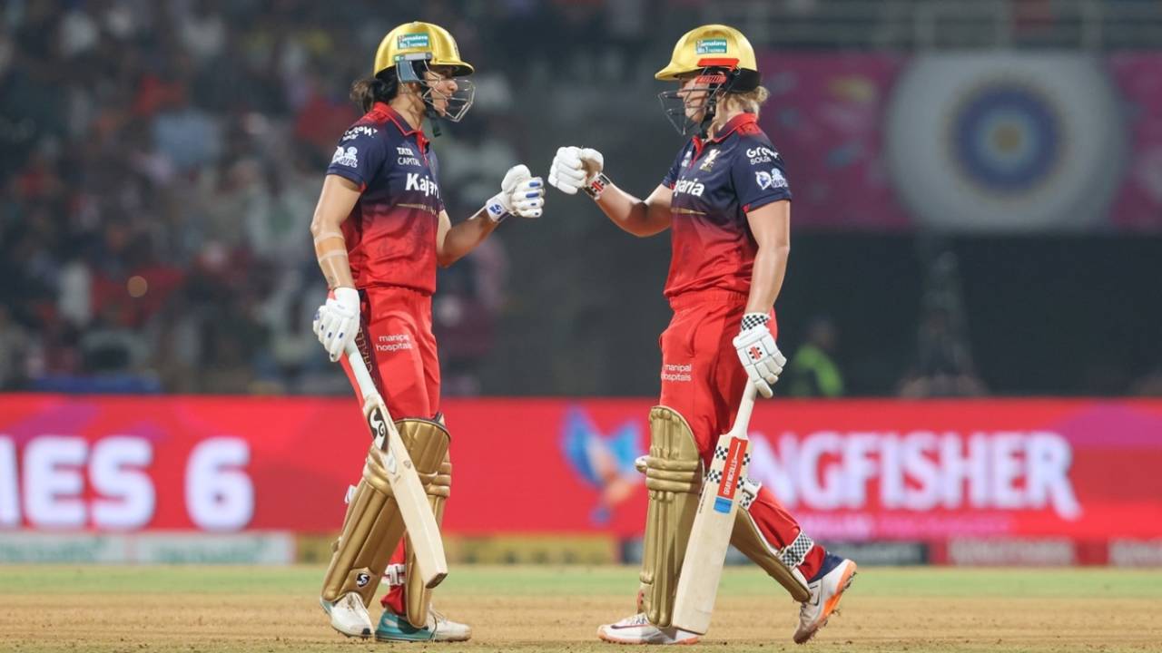 Smriti Mandhana and Georgia Voll powered RCB's chase, Delhi Capitals vs Royal Challengers Bengaluru, WPL 2026, DY Patil Stadium, January 17, 2026
