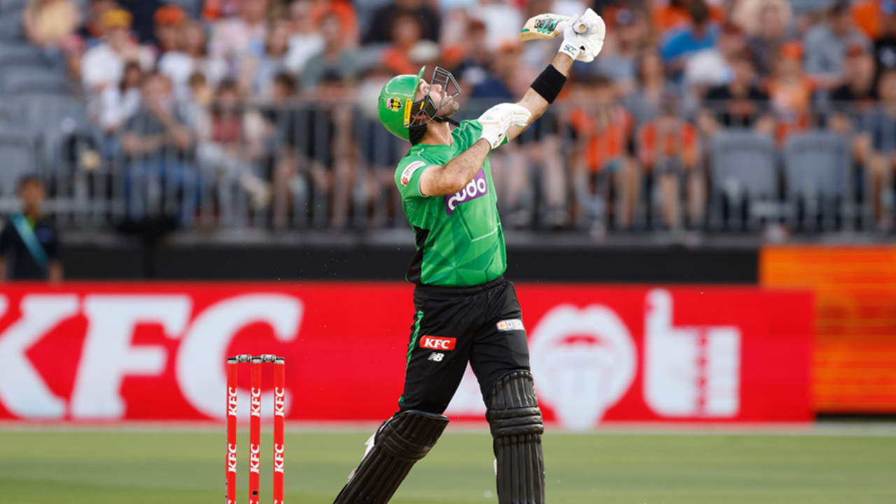 Glenn Maxwell launches a ball into the air, Perth Scorchers vs Melbourne Stars, BBL, Perth, January 17, 2026