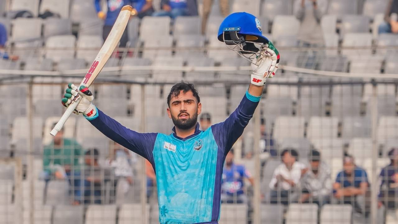 Hassan Eisakhil celebrates his hundred, Noakhali Express vs Rangpur Riders, BPL, Mirpur, January 18, 2026