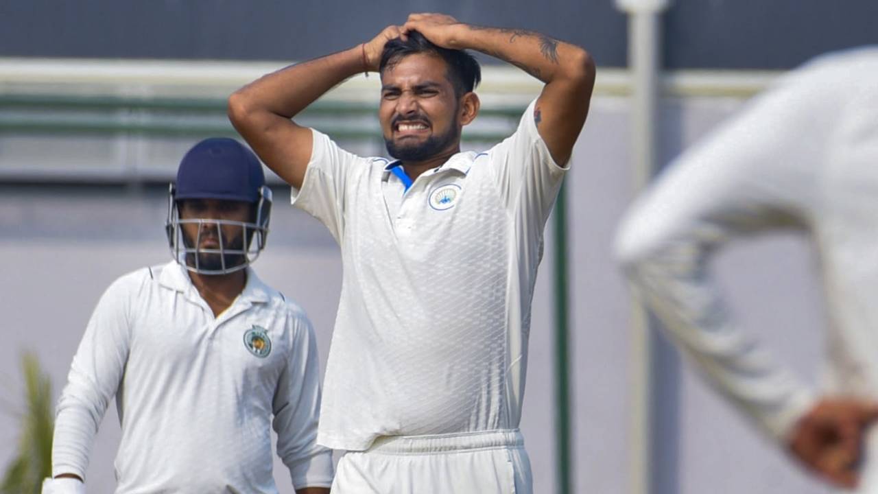 Haryana's Aman Kumar is ready to tear his hair out, Assam vs Haryana, Ranji Trophy 2025-26, 1st day, Fulung, January 22, 2026