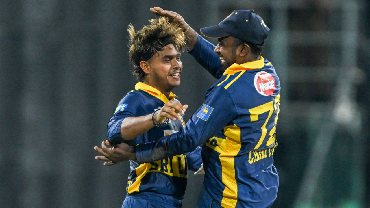 Dunith Wellalage dismissed Jacob Bethell as Sri Lanka closed in, Sri Lanka vs England, 1st ODI, Colombo, January 22, 2026
