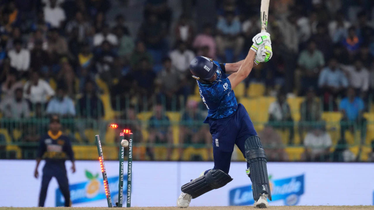 Jos Buttler was bowled as England slumped towards defeat, Sri Lanka vs England, 1st ODI, Colombo, January 22, 2026