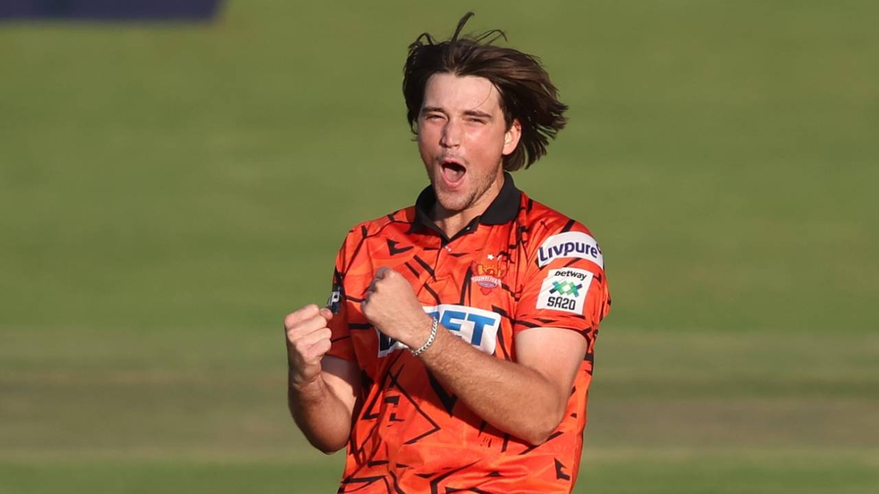 James Coles is pumped after taking a wicket, Sunrisers Eastern Cape vs Paarl Royals, Qualifier 2, SA20 2025-26, January 23, 2026