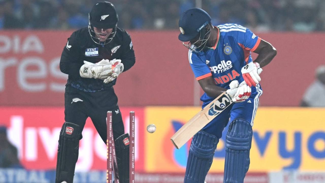 Sanju Samson was bowled for 24, India vs New Zealand, 4th T20I, Visakhapatnam, January 28, 2026