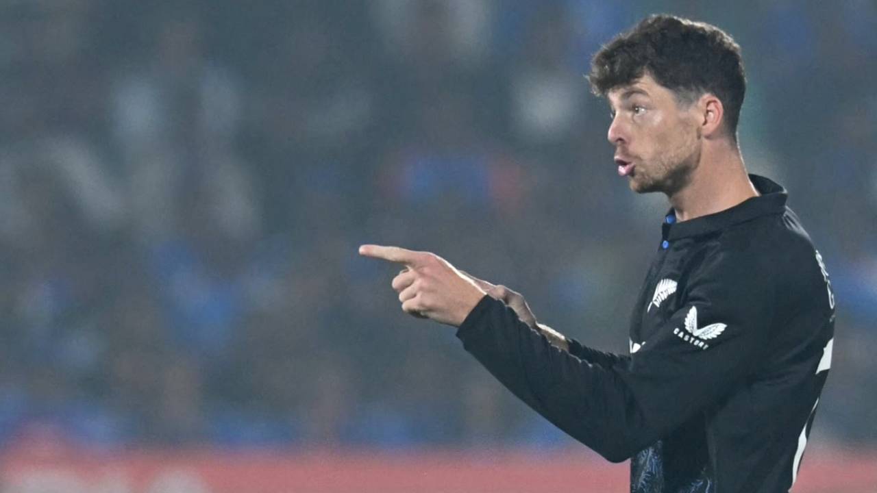 Mitchell Santner celebrates Sanju Samson's wicket, India vs New Zealand, 4th T20I, Visakhapatnam, January 28, 2026