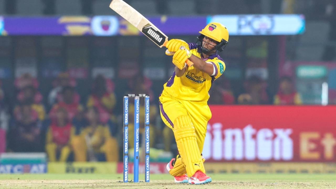 Deepti Sharma wallops one over midwicket, UP Warriorz vs Royal Challengers Bengaluru, WPL, Vadodara, January 29, 2026