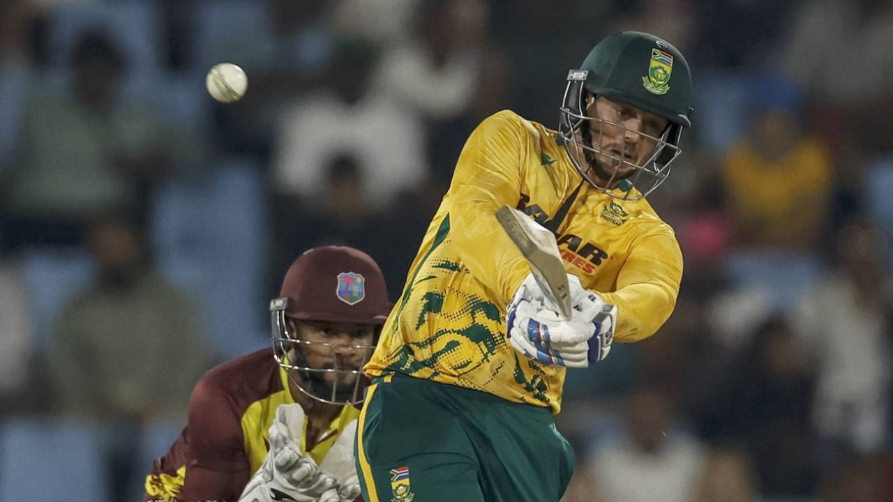 Quinton de Kock wallops the ball over midwicket, South Africa vs West Indies, 2nd T20I, Centurion, January 29, 2026