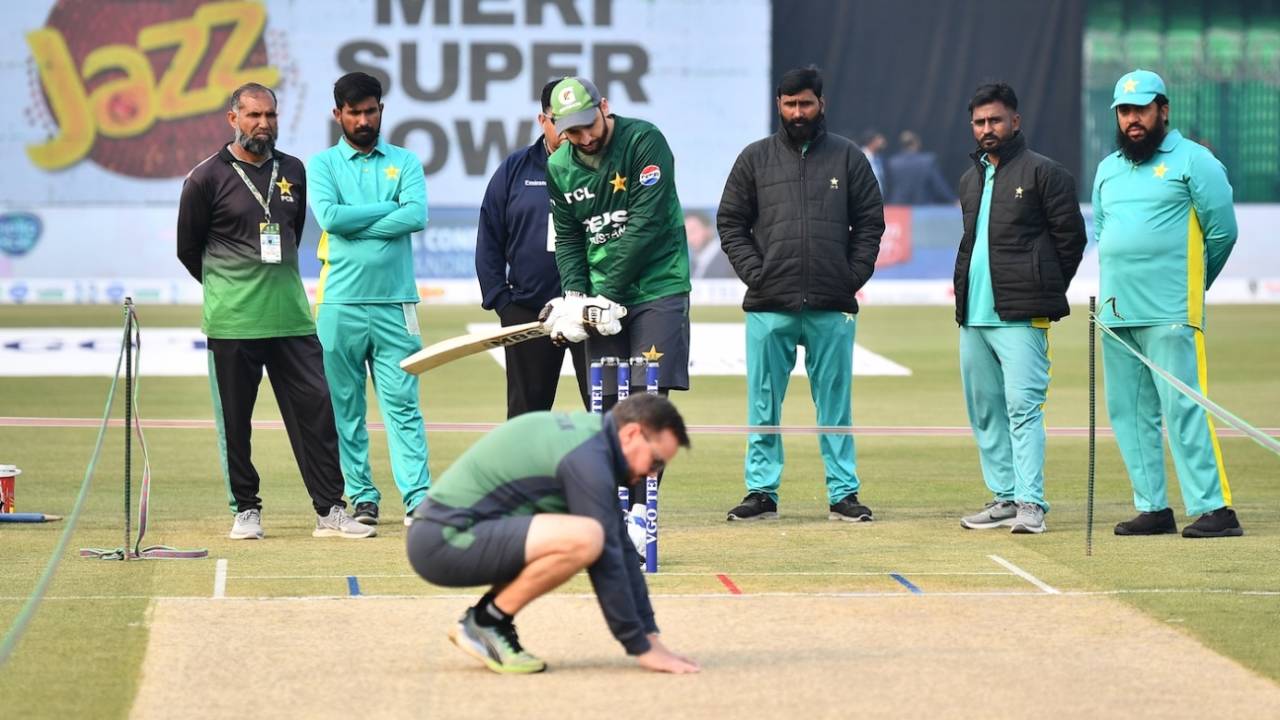 Agha Salman shadow bats while Mike Hesson inspects the pitch, Pakistan vs Australia, 2nd T20I, Lahore, January 31, 2026