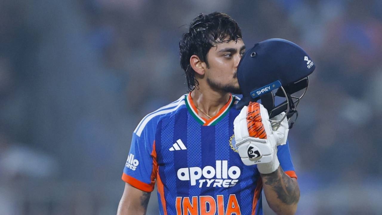 Ishan Kishan kisses the crest on his helmet, India vs New Zealand, 5th T20I, Thiruvananthapuram, January 31, 2026