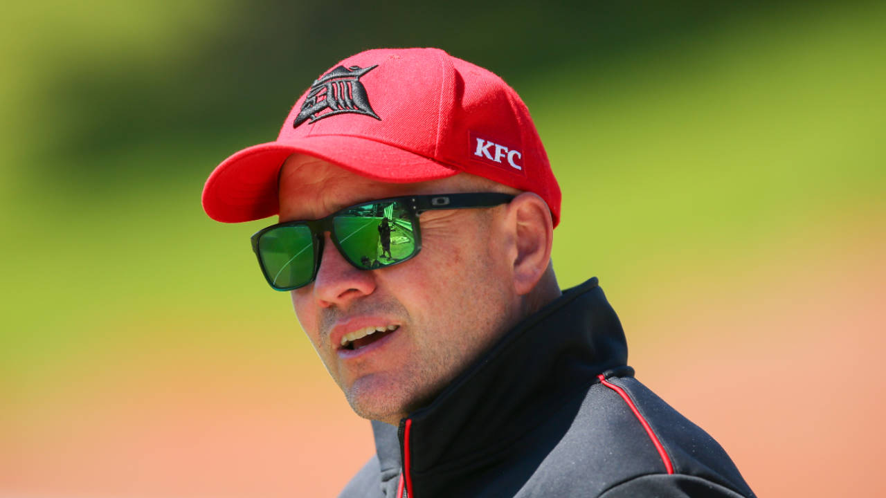 Peter Fulton, the former New Zealand batter and Canterbury head coach, has been named as Middlesex's new head coach