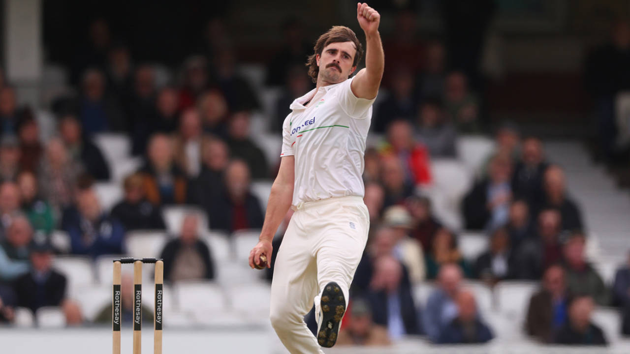 Ben Green in his delivery stride, Surrey vs Leicestershire, County Championship, Division One, The Oval, April 10, 2026