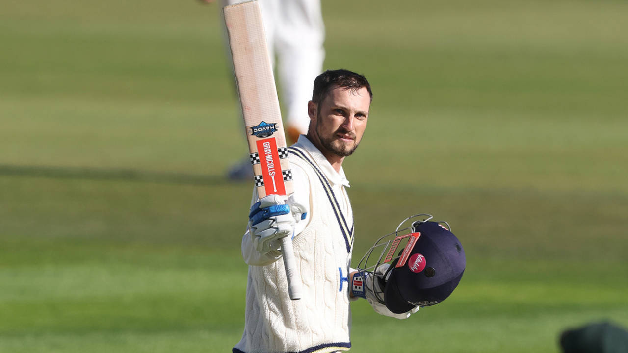 Ed Barnard made his 11th first-class hundred, Nottinghamshire vs Warwickshire, County Championship, Division One, Trent Bridge, April 24, 2026