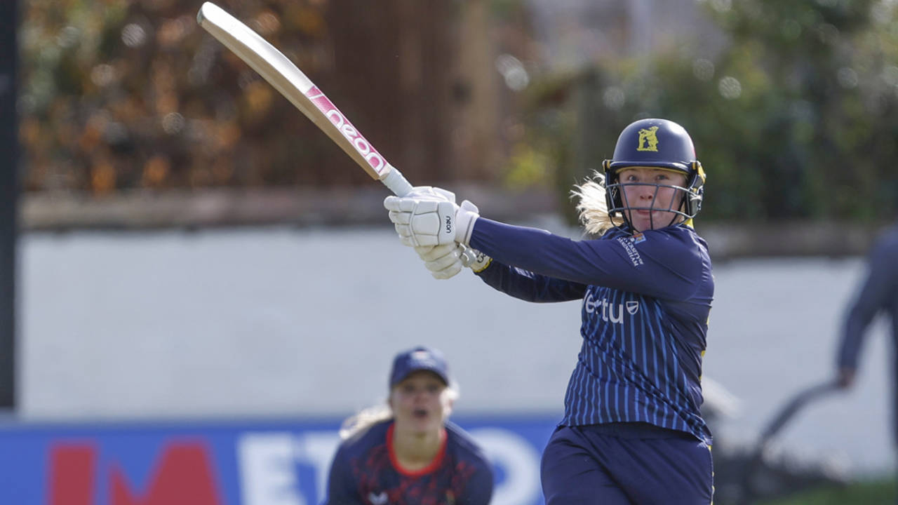 Charis Pavely pulls during her innings of 63, Lancashire vs Warwickshire, Women's One-Day Cup, Southport, May 13, 2026