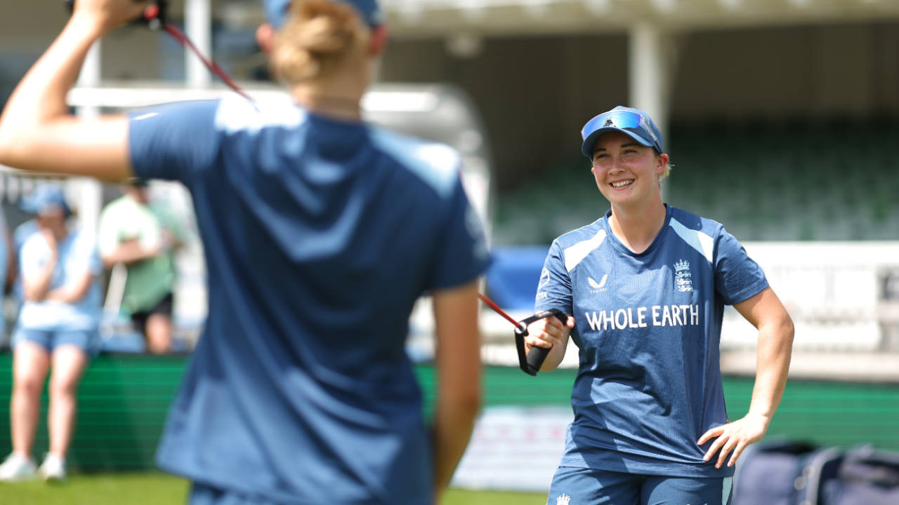 Alice Capsey warms up ahead of the second T20I, England vs New Zealand, 2nd women's T20I, Canterbury, May 23, 2026