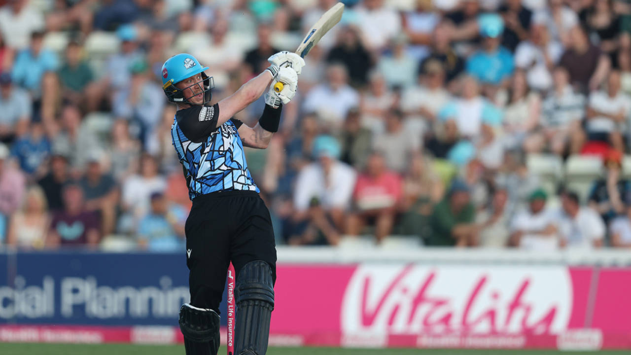 Adam Hose swings away a pull, Worcestershire vs Warwickshire, Men's T20 Blast, New Road, May 29, 2026
