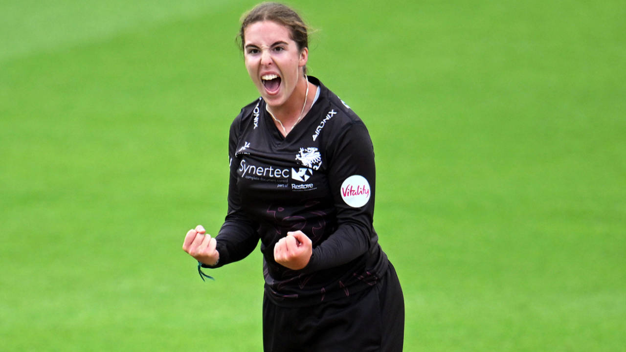 Olivia Barnes picked up 2 for 20, Somerset vs Warwickshire, Women's T20 Blast, Taunton, June 7, 2026