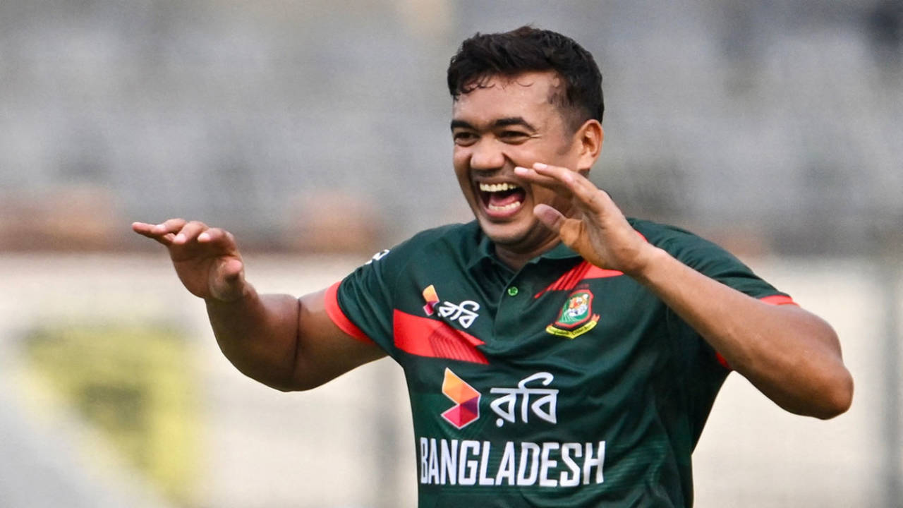 Taskin Ahmed removed Matt Short with the first ball of the chase, Bangladesh vs Australia, 1st ODI, Mirpur, June 9, 2026