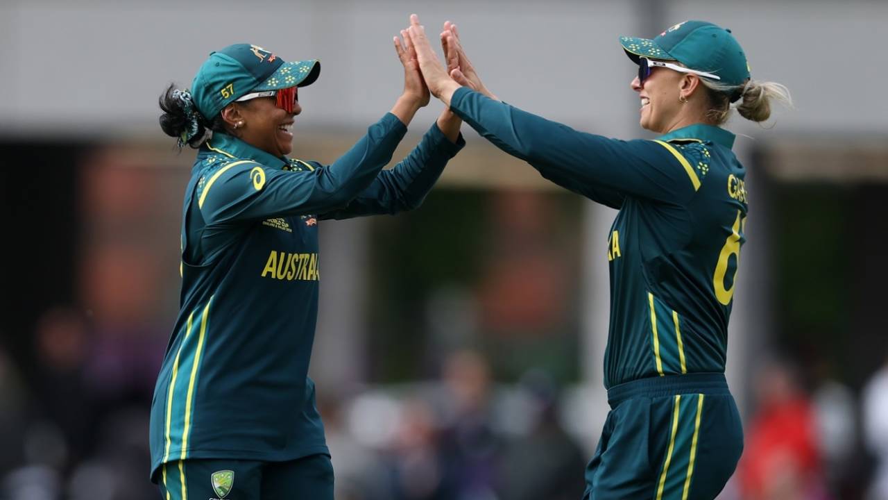 Alana King and Ash Gardner celebrate a wicket, Australia vs South Africa, Women's T20 World Cup, Manchester, June 13, 2026