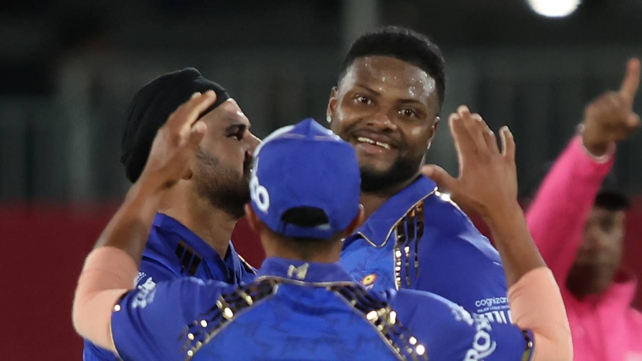 Romario Shepherd removed Shehan Jayasuriya, MI New York vs Seattle Orcas, MLC 2026, Pomona, July 2, 2026
