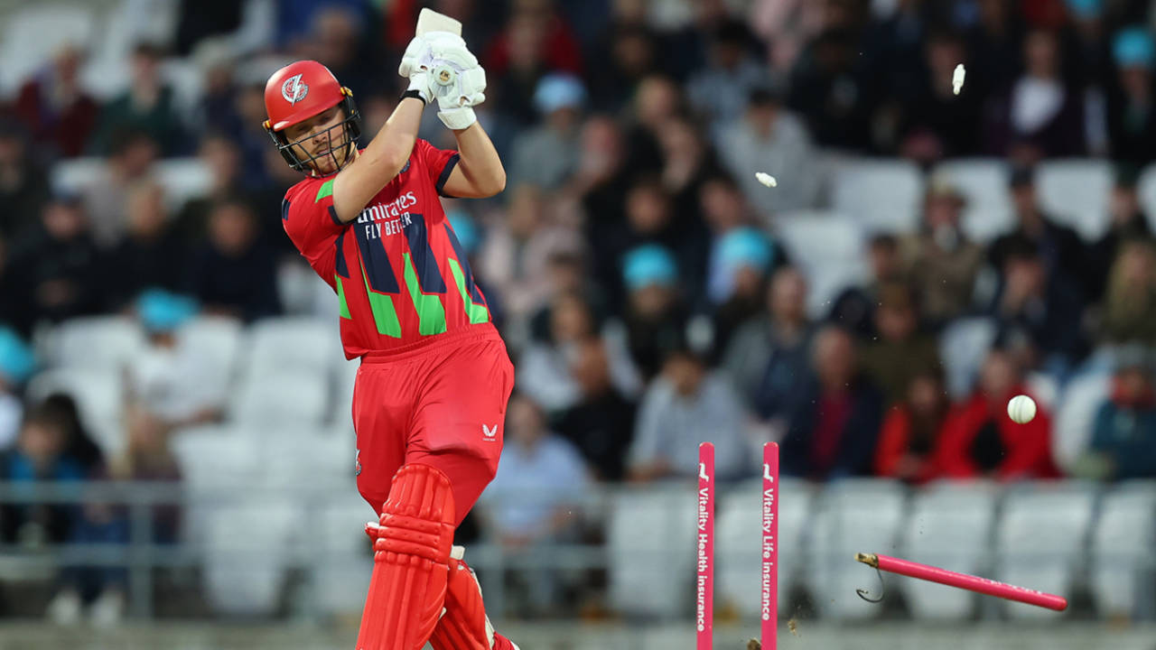 Matty Hurst loses his middle stump, Yorkshire vs Lancashire, Headingley, T20 Blast, June 5, 2026