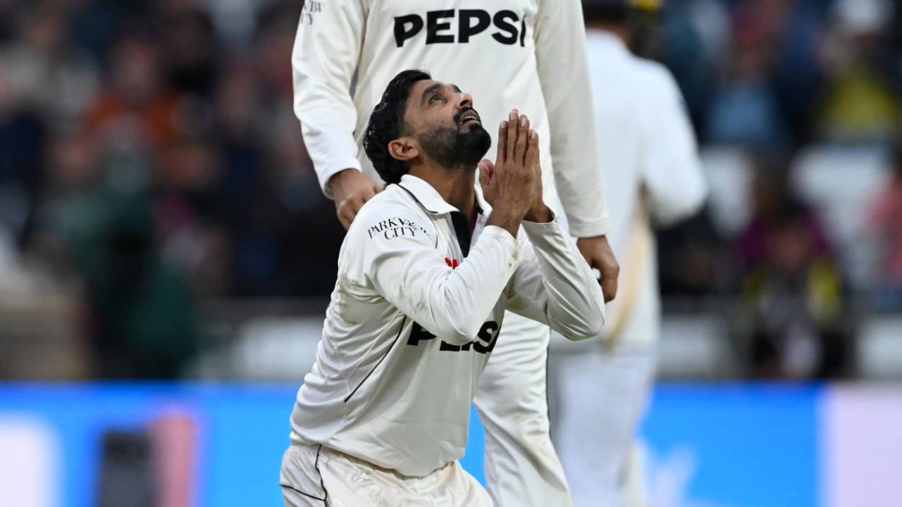Ali Usman celebrates his five-wicket haul, England vs Pakistan, Headingley, 1st Men's Test, Day 2, August 20, 2026