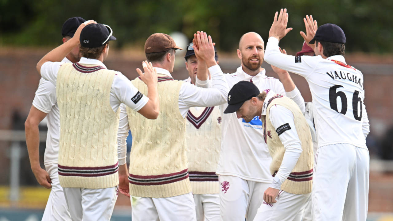 Jack Leach was in the wickets as Essex collapsed, Somerset vs Essex, Taunton, County Championship Division One, 2nd day, August 21, 2026