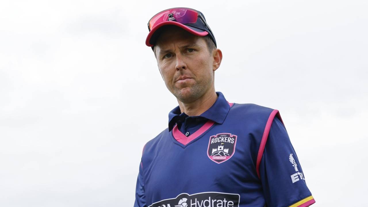 Trent Boult looks on, Belfast Wolves vs Edinburgh Castle Rockers, ETPL 2026, The Hague, September 2, 2026 