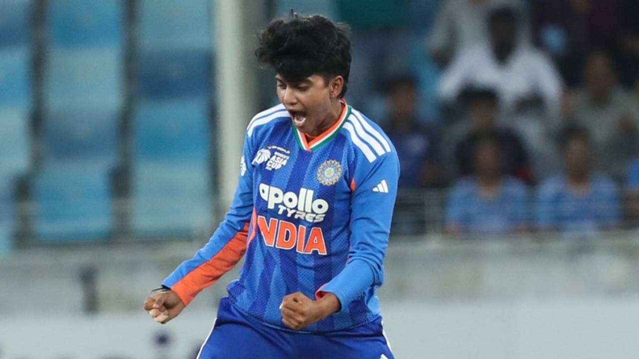 N Shree Charani celebrates a wicket, India vs Pakistan, Women's Asia Cup, Dubai, September 5, 2026