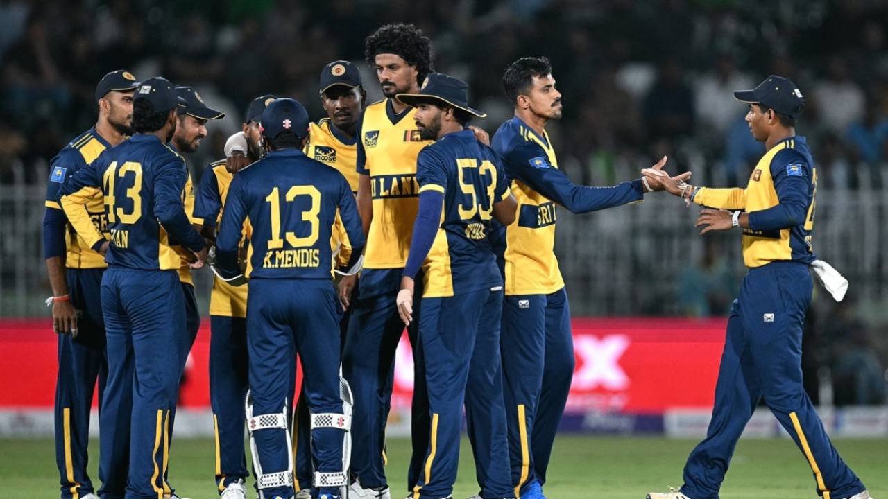 The Sri Lankan players celebrate a wicket, Pakistan vs Sri Lanka, 2nd T20I, Rawalpindi, October 11, 2026