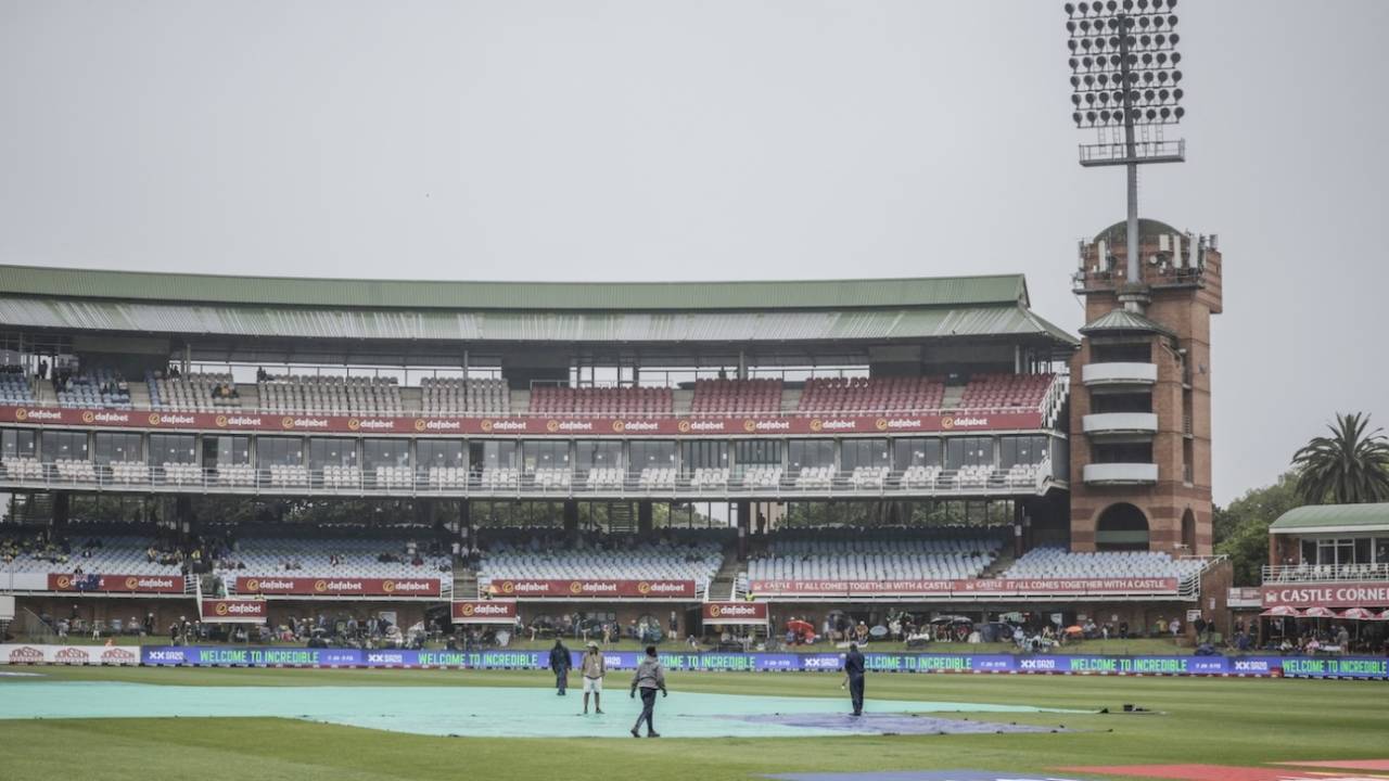 Rain returned to delay the start of play, South Africa vs Australia, 2nd Test, Gqeberha, 1st day, October 18, 2026