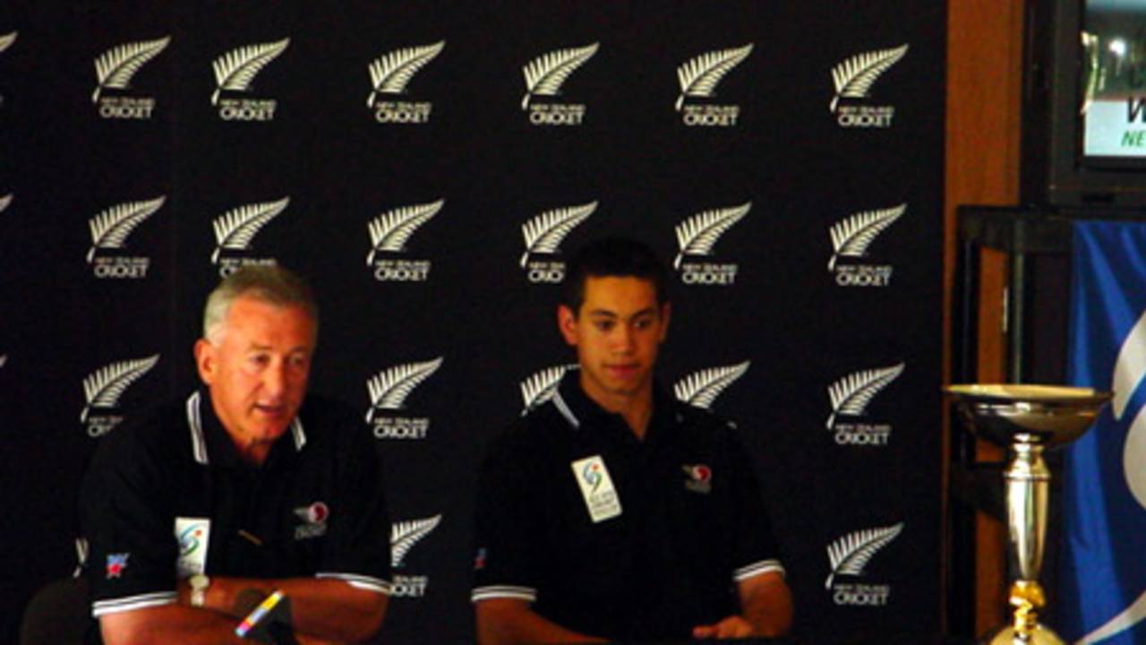 Dayle Hadlee and Ross Taylor at naming of New Zealand Under-19 World Cup preliminary squad