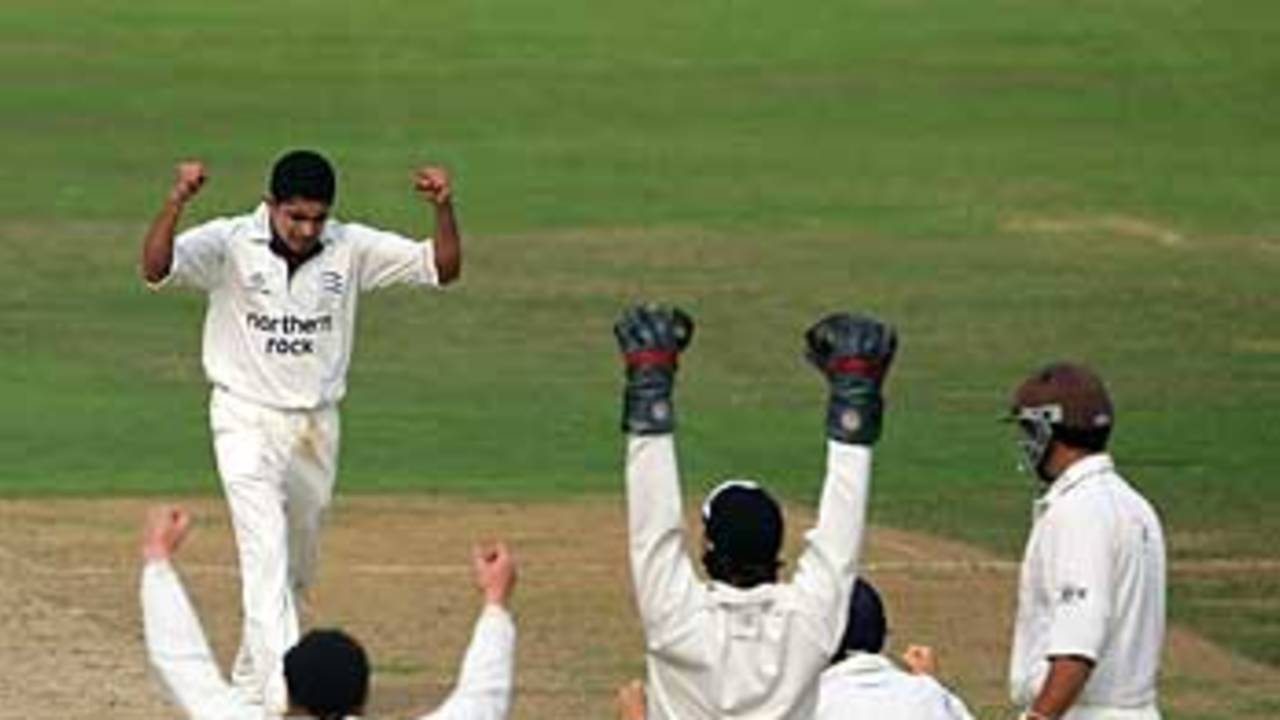 Yogi Golwolkar takes the wicket of Scott Newman to seal Surrey's relegation to Division Two, Surrey v Middlesex, The Oval, September 22, 2005