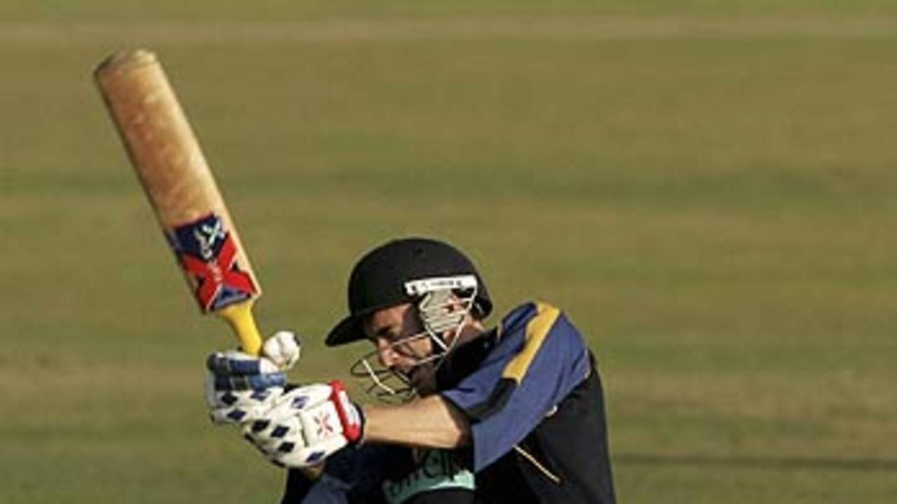 Mitchell Stokes scored 28 off 20 balls in Hampshire's loss to Surrey