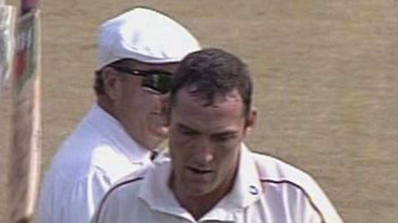 Scott Boswell's nightmare over continues, C&G Trophy final, Lord's, September 1 2001