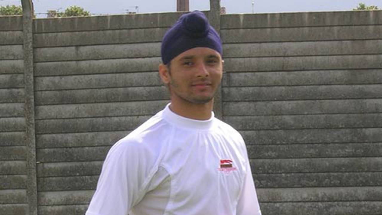 Sukhvir Singh, the winner of the Cricket Star reality show, and member of the Leicester second XI, has a bowl at the nets session of the Indian team, Grace Road, August 2, 2007