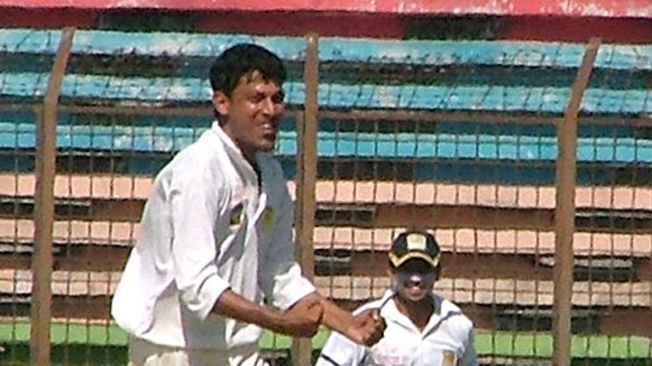 Yasin Arafat took three Sylhet wickets, Chittagong v Sylhet, National Cricket League, Chittagong, November 19, 2007