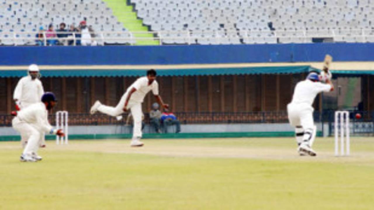 Debasis Mohanty in his follow through, Punjab v Orissa, Ranji Trophy Super League, Group A, 6th round, Chandigarh, 2nd day, December 18, 2007 