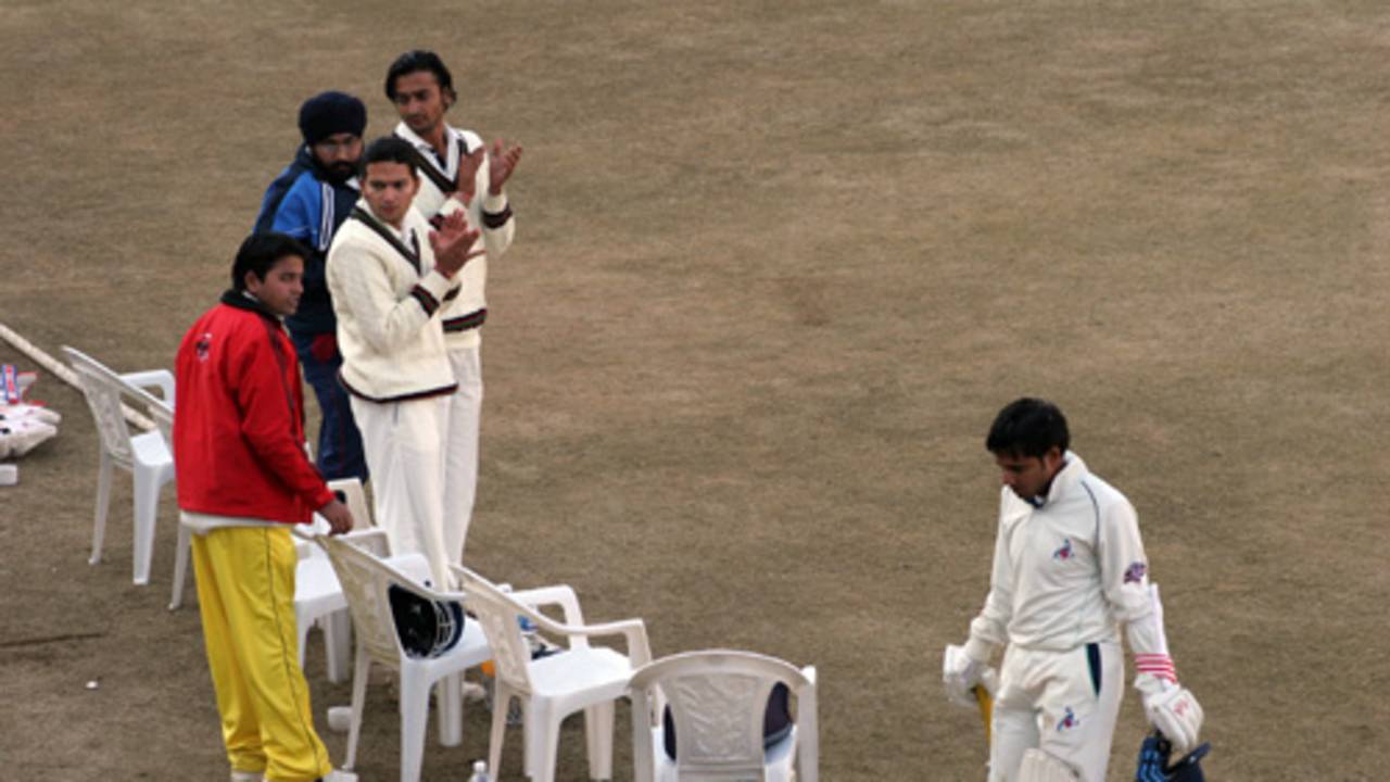 Shubhanshu Vijay is applauded by his Rajasthan team-mates after his 88 