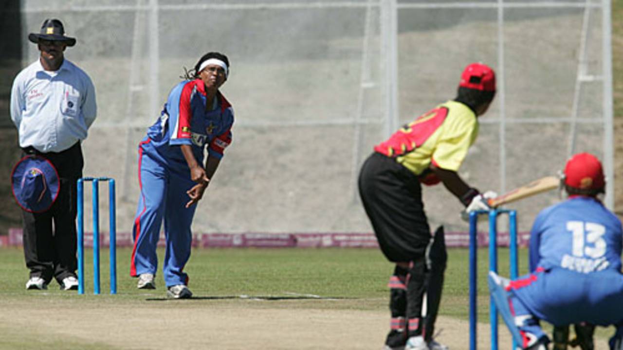 Maryellen Jackson bowls against Papua New Guinea