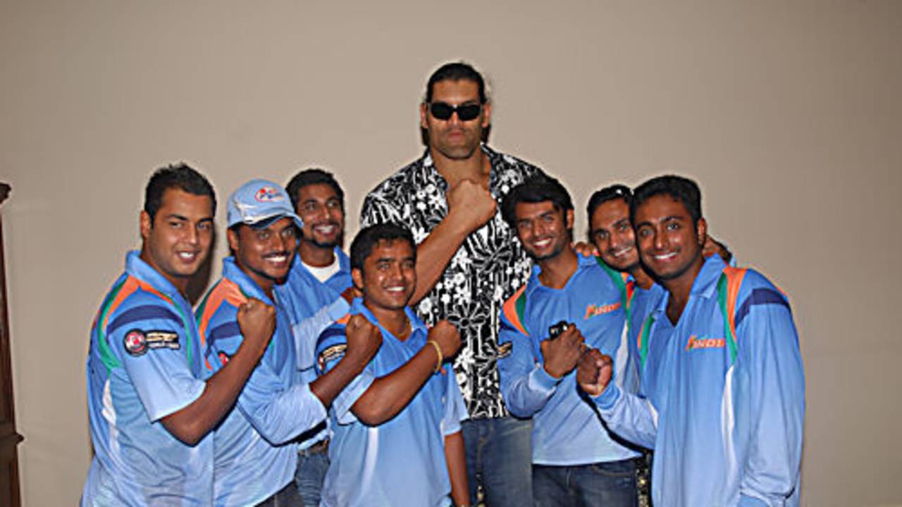 The ICL Indian players  - Stuart Binny, G Vignesh, Ali Murtuza, Raviraj Patil, Ibrahim Khaleel and Syed Mohammad - with WWE wrestler Khali, May 10, 2008