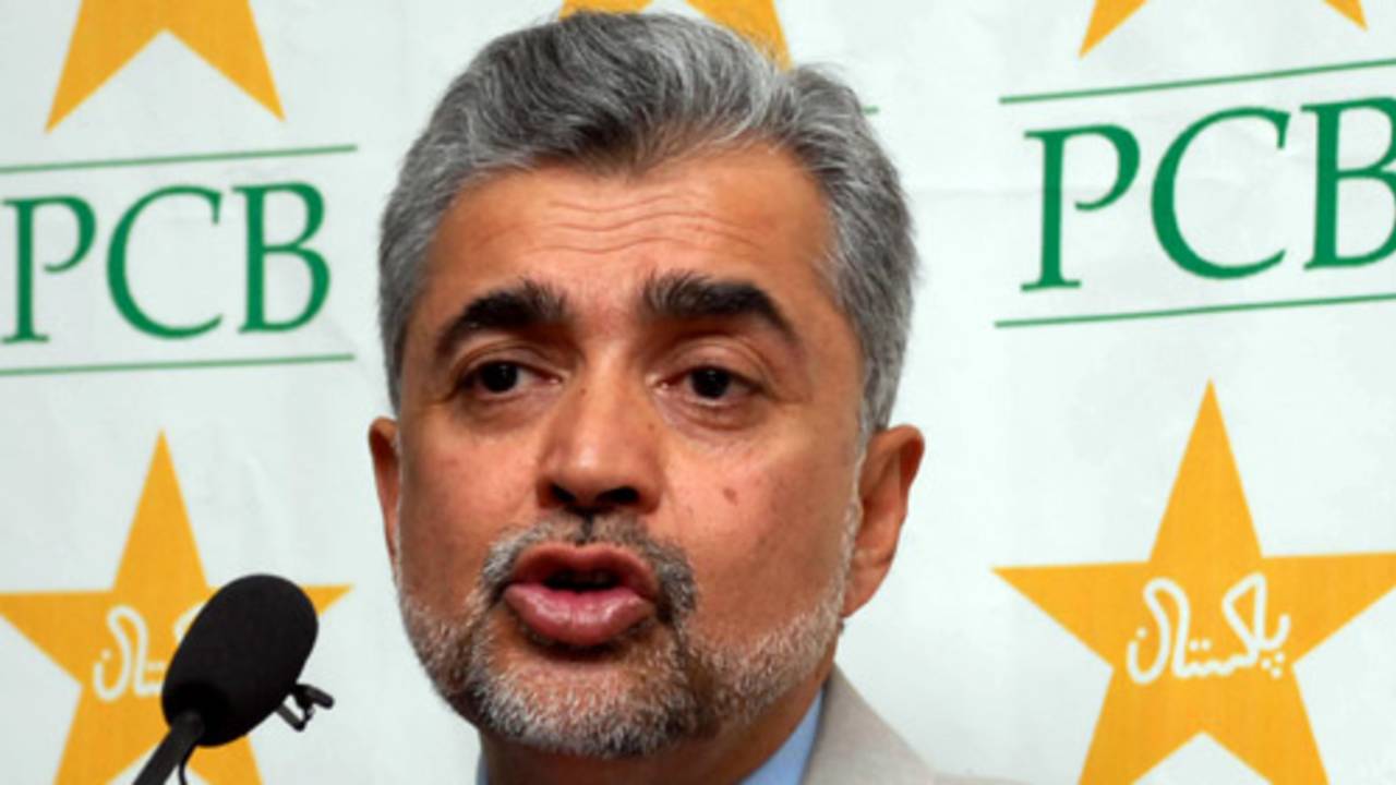 Nasim Ashraf, the PCB chairman, at a press conference