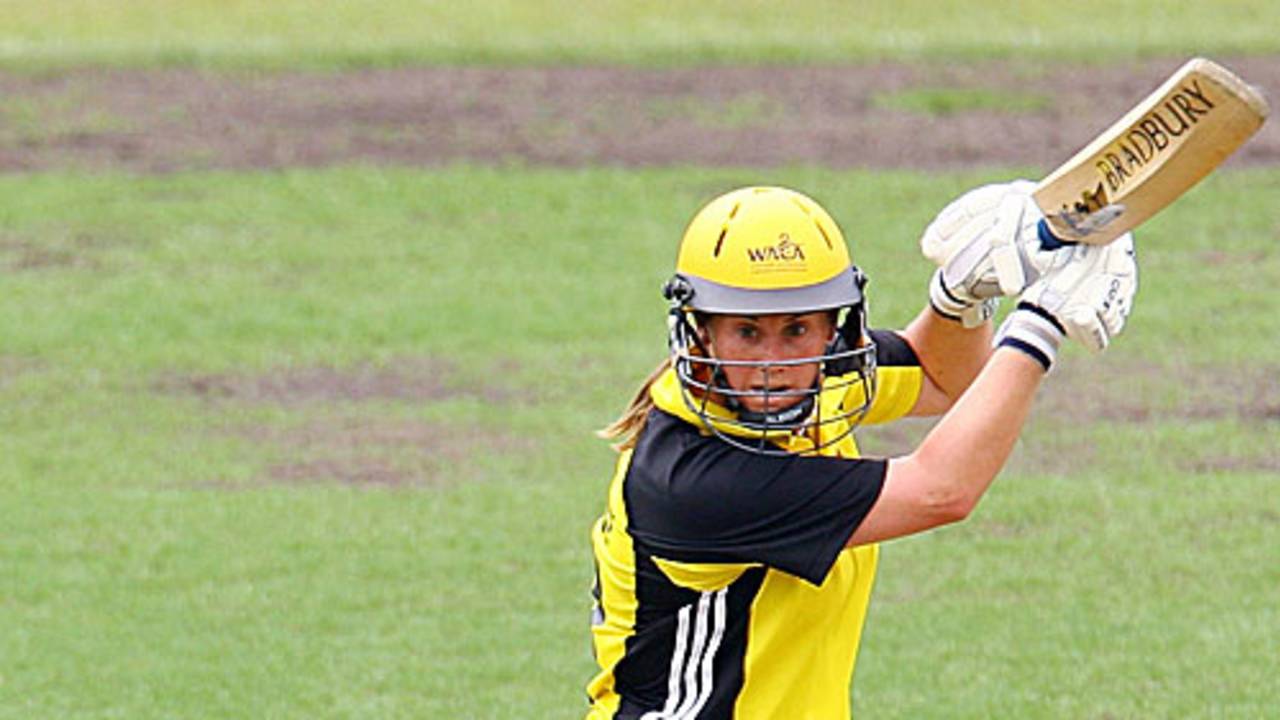 Jenny Wallace slices one through the off side, New South Wales Women v Western Australia Women, Women's National Cricket League, Sydney, December 6, 2008