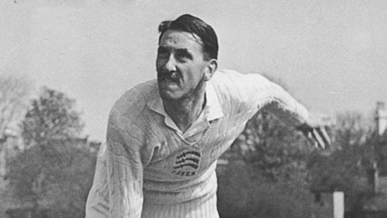 Essex legspinner Frank Vigar bowls in the nets