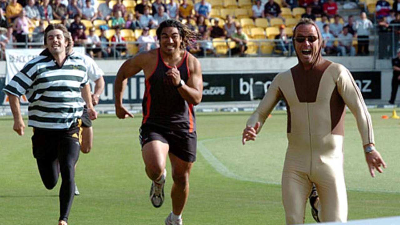 Mark Richardson wins a celebrity sprint-out against rugby players Conrad Smith and Ma'a Nonu