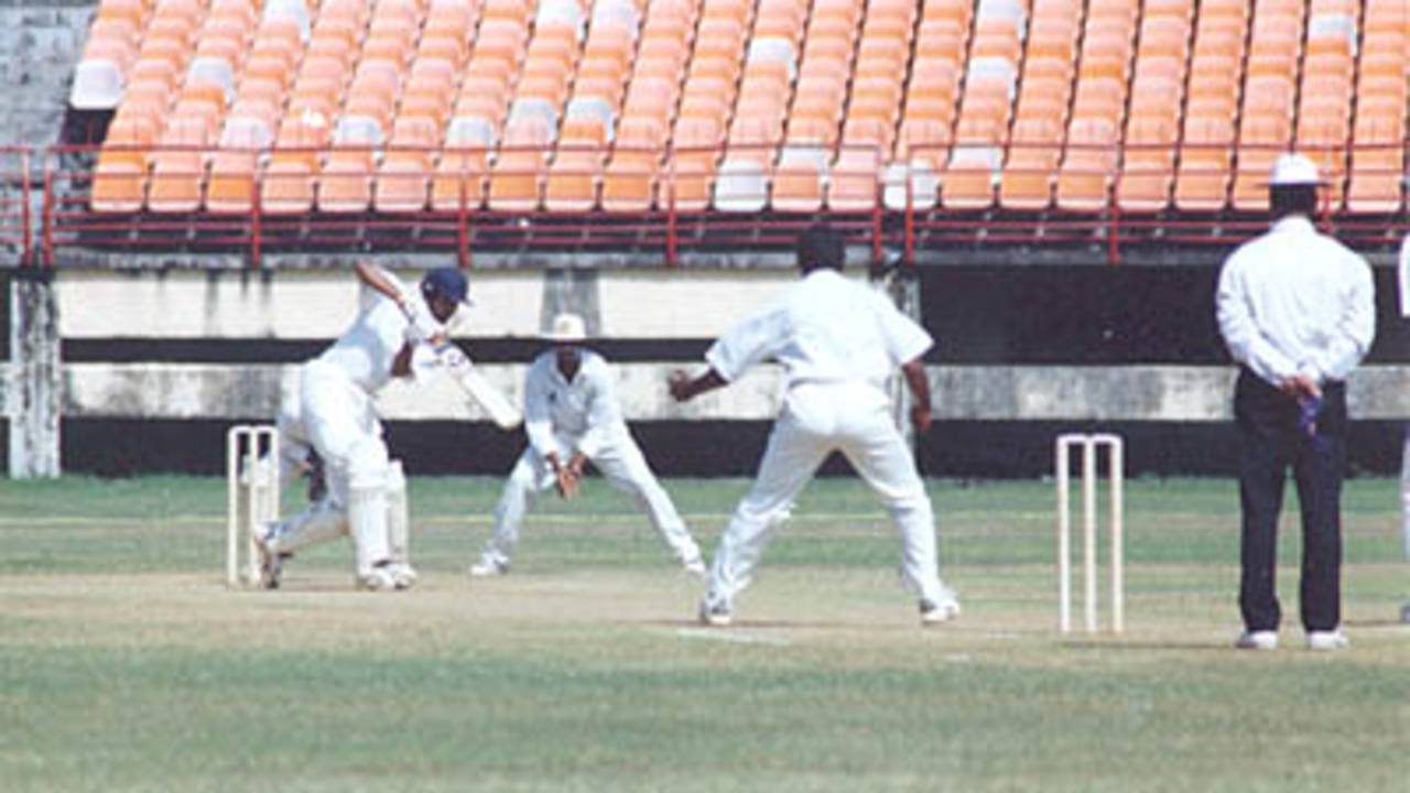 Hemant Kumar offers the full face of the bat to Ananthapadmanabhan. Ranji Trophy South Zone League, 2000/01, Kerala v Tamil Nadu, Nehru Stadium, Kochi, 29Nov-02Dec 2000.