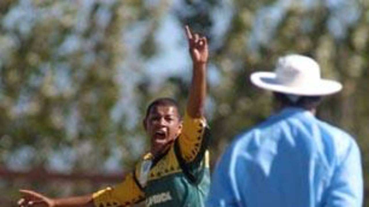 South Africa Under-19 bowler Brent Kopps unsuccessfully appeals for lbw to umpire Tony Hill during his spell of 2-38 from eight overs. 1st ICC Under-19 World Cup Super League Semi Final: India Under-19s v South Africa Under-19s at Bert Sutcliffe Oval, Lincoln, 3 February 2002.