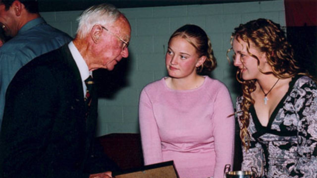 Walter Hadlee chats with members of the winning St Albans third grade women's team. Canterbury Cricket Association Awards 2002/03 at Christchurch, 10 Apr 2003