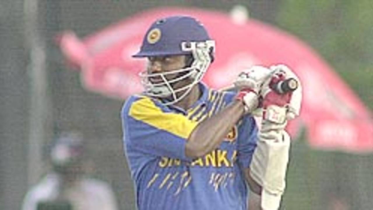 22 July 2001: Coca-Cola Cup (Sri Lanka) 2001, 3rd Match, India v Sri Lanka, R.Premadasa Stadium, Khettarama, Colombo (day/night)