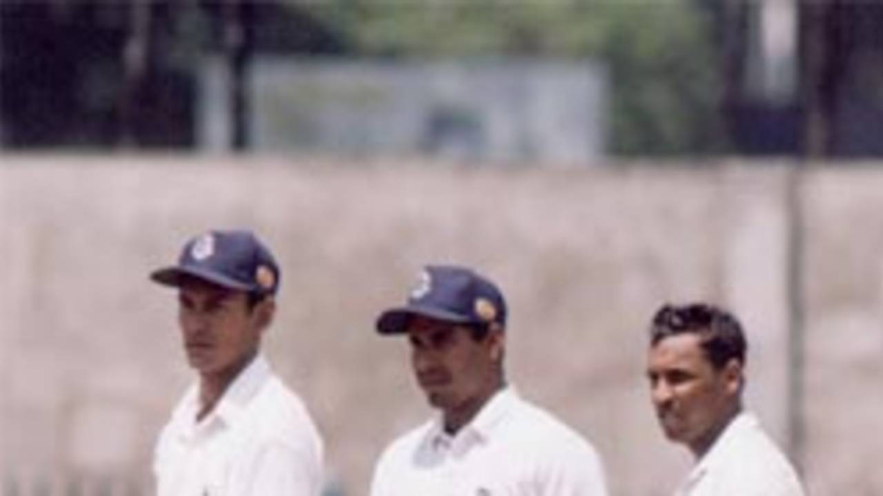 A rave sight on the Cricket pitch Vaas, Jeewantha and D Samaraweera